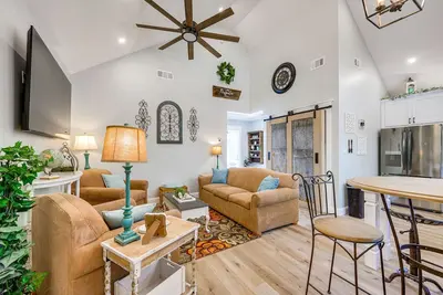 Image de Byron Getaway w/ Fire Pit - Near Mga & Mercer!