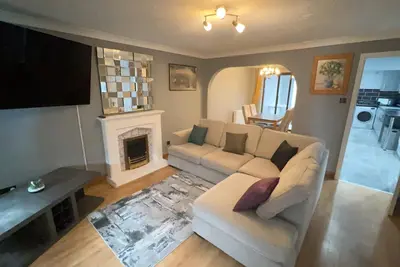 Image de Modern 4 bed house Stevenage 22mins from London King’s Cross.