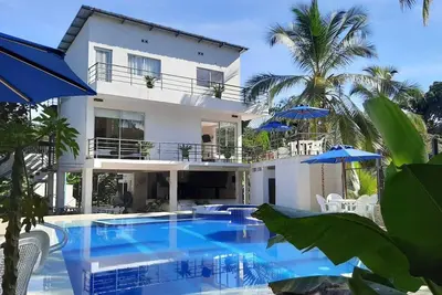 Image de Hermosa Casa Campestre Camposol