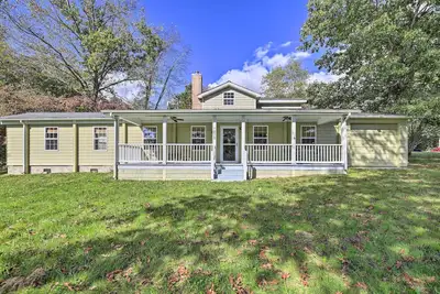 Image de Spacious Home Local to Claytor Lake