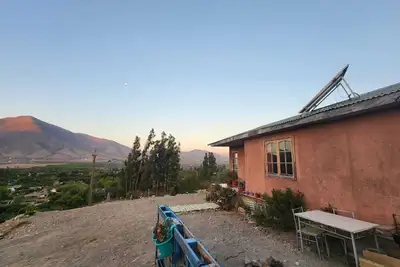 Image de Cozy Self-sustainable Cabin with beautiful views of the Elqui Valley, Pet Friend