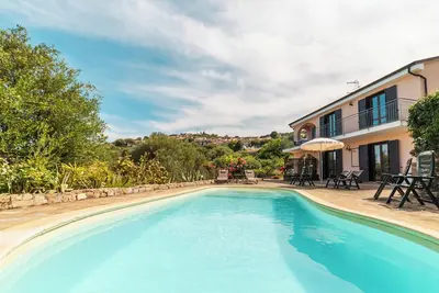 Image de Residenza Loremar - Villa with pool