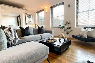 Image de Ancoats Loft in Mill Conversion / Private Balcony