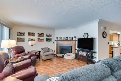 Image de Hot Tub & Fenced Backyard: Moorhead Home!