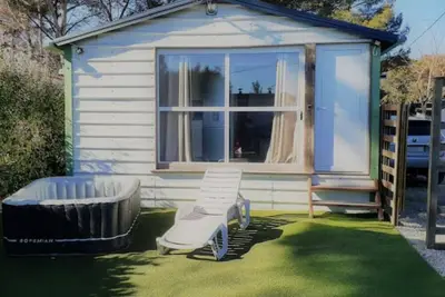 Image de ~ Chalet - Mer - Nature - village médiéval ~