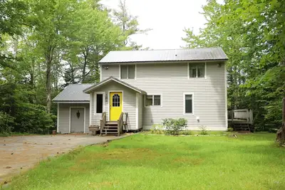 Image de Enjoy this Waterfront Retreat in Waterville Estates with your furry pal! ! (Gh19e)