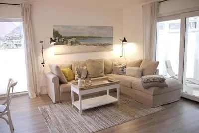 Image de Großzügige Wohnung auf 125qm mit Terrasse, Wintergarten, Sauna und Kamin