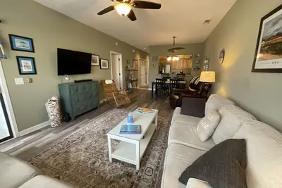 Image de Charming villa steps from 78Fitness, with full access to all resort amenities