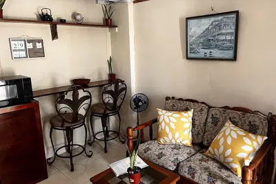 Image de Cozy 1br Apt w\/ Mountain View overlooking the Valley