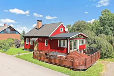 Image de Family-friendly Swedish house in a quiet and central location