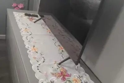 Image de Elmont Cozy guests quarter near the Usb Arena