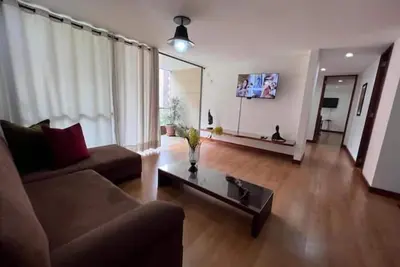 Image de New Listing! Spacious & Stylish Apartment in Perfect Location in Envigado.