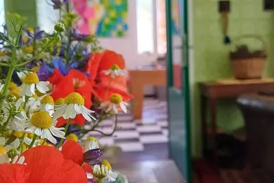 Image de Superbe villa à 40 minutes de Prague, magnifique jardin et vue sur Krivoklat.