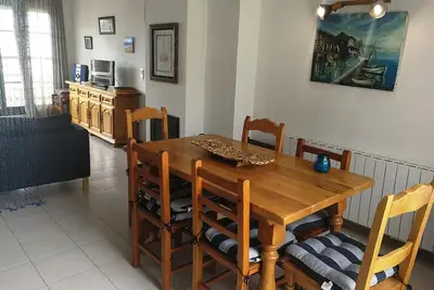 Image de Penthouse à l'Escala idéal pour les familles.