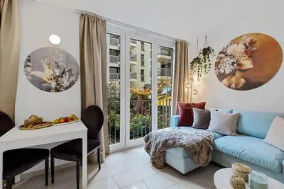 Image de Boutique Apartment in the Center of Zurich With King-size Bed and Workspace