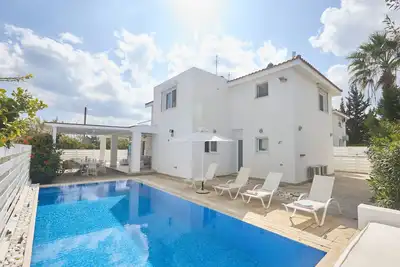 Image de Protaras Serifos Villa Sv7 - a villa that sleeps 10 guests in 5 bedrooms