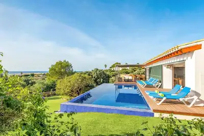 Villa Iris Torret by Villa Plus