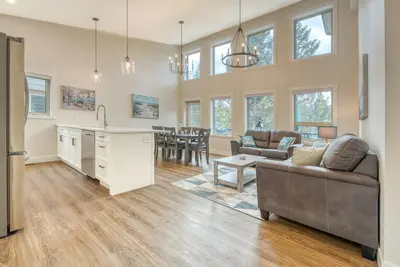 Image de New Modern Family Friendly Cabin Close To The Beach, Golf Courses & Hot Springs