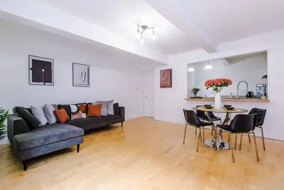 Image de Charming 2-bed, 2-bath apartment in the heart of Manchester City Centre