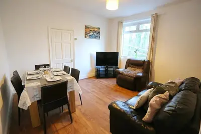 Image de 3x Parking Opposite Park Walk To Salford Uni | Pass the Keys