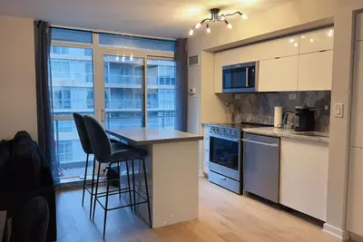 Image de Downtown 2 bedroom Gem with Free Parking