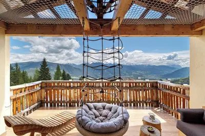 Image de Appartement \"Carpe Diem\" avec vue sur les montagnes, terrasse privée et Wi-Fi