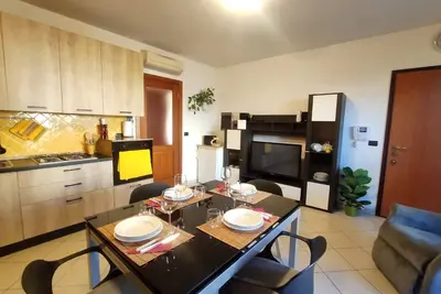 Casa Degli Ulivi: Three-Room Apartment, in a residential area and to the beaches