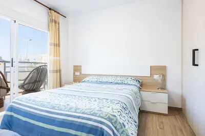 Image de Confortable appartement pour 5 personnes avec piscine, Wifi, Tv et balcon