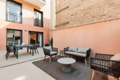 Image de Tortosa - 3 bedrooms and a terrace in Les Corts