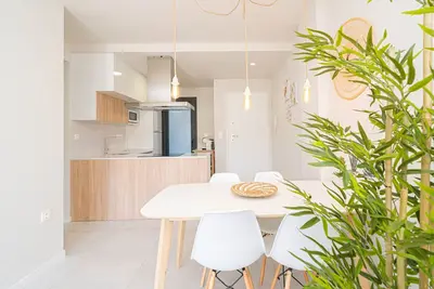 Casita Caliente (Mil Palmeras)