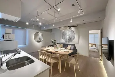 Image de Art Bld by b hotel Modern 2br City Center for 8ppl