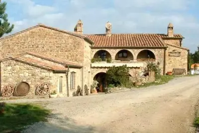 5 bed/6 bath farm stay with pool