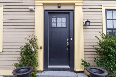 Image de Artistic Historical home, walkDT