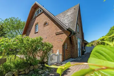 Image de Geschmackvolles Ferienhaus für Sechs Personen in Wattnähe! !