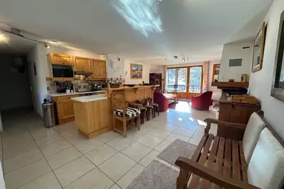 Image de Appartement spacieux 100m² avec cheminée à Vars