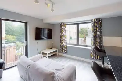 Image de Lovely 2 bedroom flat with free parking
