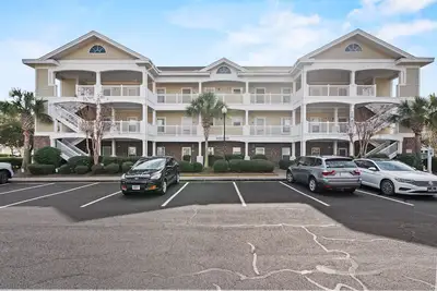 Image de The Havens second floor 2 bedroom 2 bath screen in porch Wifi