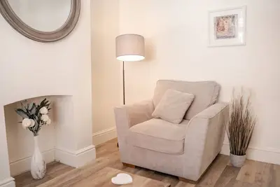 Image de Cosy 2 bed home perfect for your Chester break