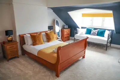 Image de 8 person home in Hoylake - The Wirral Peninsula