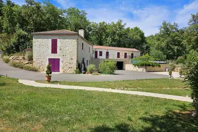 Image de Near Floressas the completely renovated old watermill Le Roussenq-Moulin Neuf