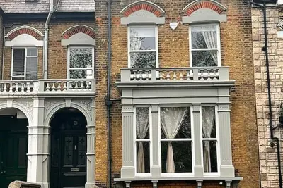Image de Two bedroom (3 bed) with beautiful private garden