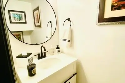 Image de Gorgeous 3br/3ba a mile from Asu, minutes from airport, Scottsdale & Whole Foods