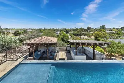 Image de Highland House & Casita, Carlsbad Coastal Villas, Less than 1 mile to the Ocean