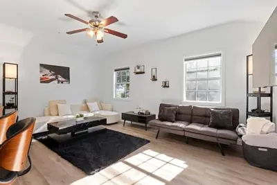 Image de Hike and Play - Game Room -Spacious Kitchen