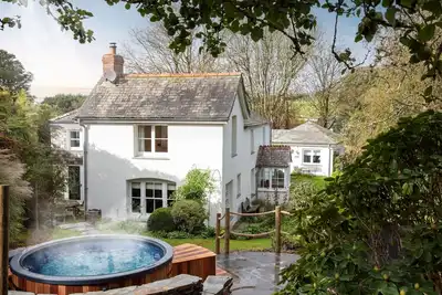 Image de Calenick -  a stylish cottage that sleeps 6 guests  in 3 bedrooms