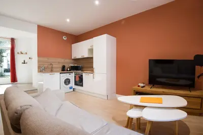 Image de T2 moderne, hypercentre Rochefort, arrivée autonome