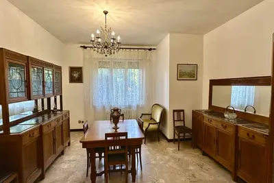 Image de S325 - Sirolo, four-room apartment in the center with garden and parking space