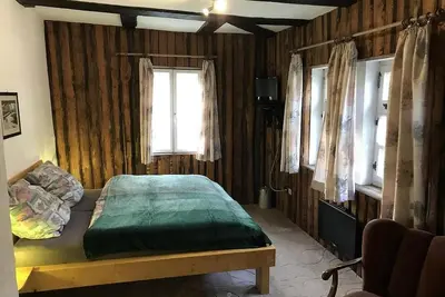 Image de 1 Doppelzimmer mit Dusche und Wc