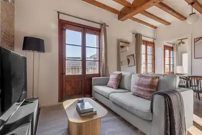 Image de Amazing El Born 1br w/ Balcony & Private Terrace, by Blueground