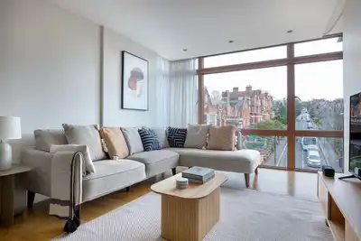 Image de Ideal Finchley Rd 2br w/ Parking & Concierge, nr Stores, by Blueground